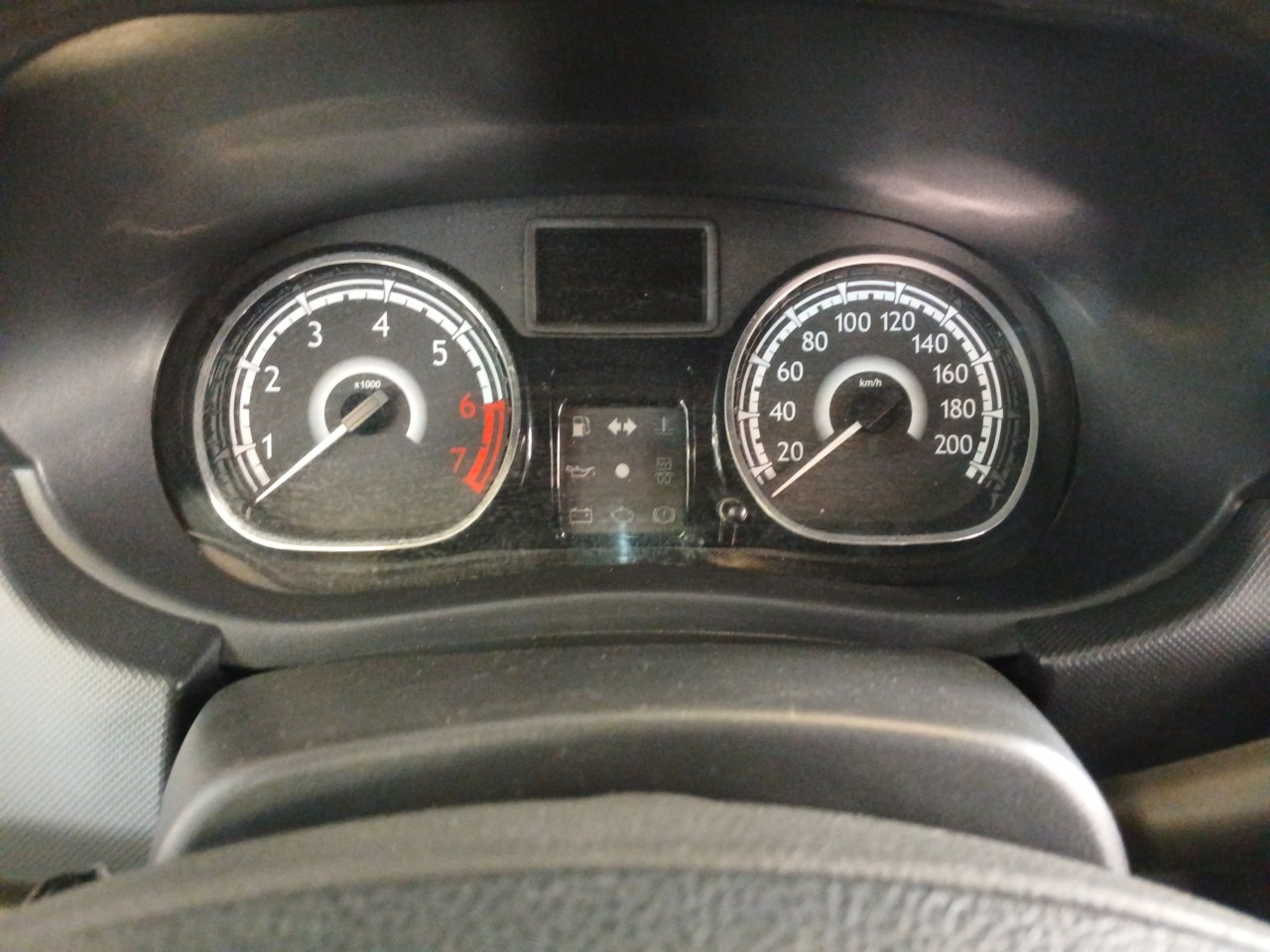 RENAULT/SANDERO EXP 16 HP — foto 7 de 8