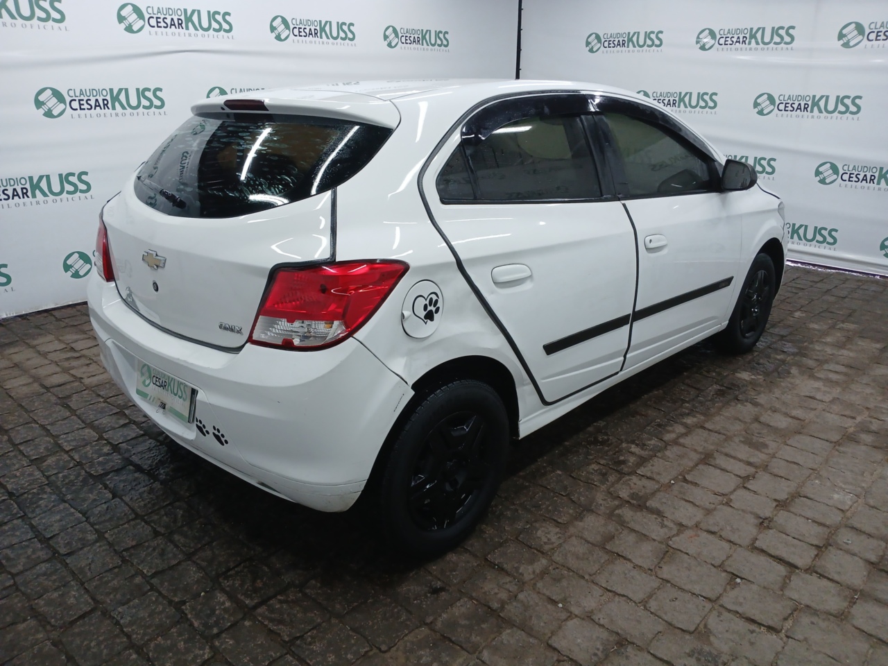 CHEVROLET/ONIX 1.0 MT LS — foto 3 de 8