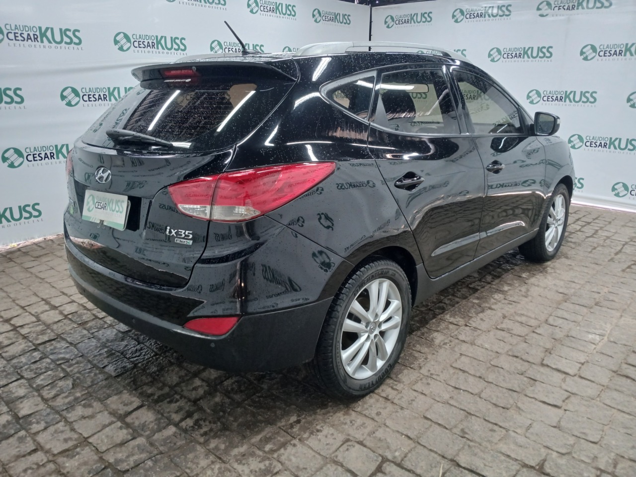 IMP HYUNDAI/IX35 2.0 — foto 3 de 8