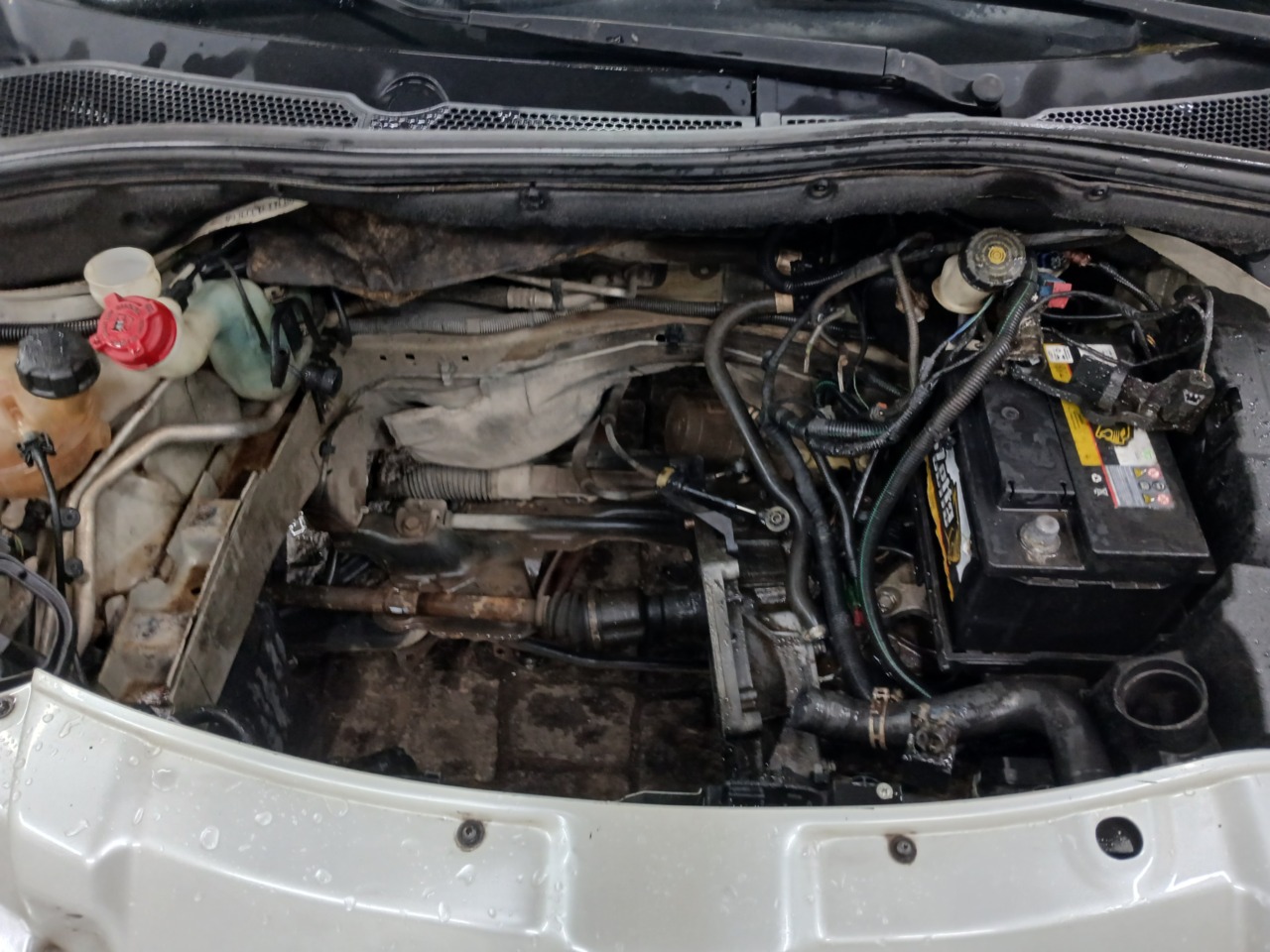 PEUGEOT/208 ALLURE — foto 6 de 8