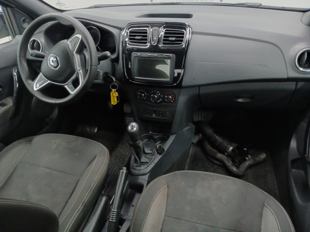 RENAULT/LOGAN ZEN 10 MT — foto 5 de 8