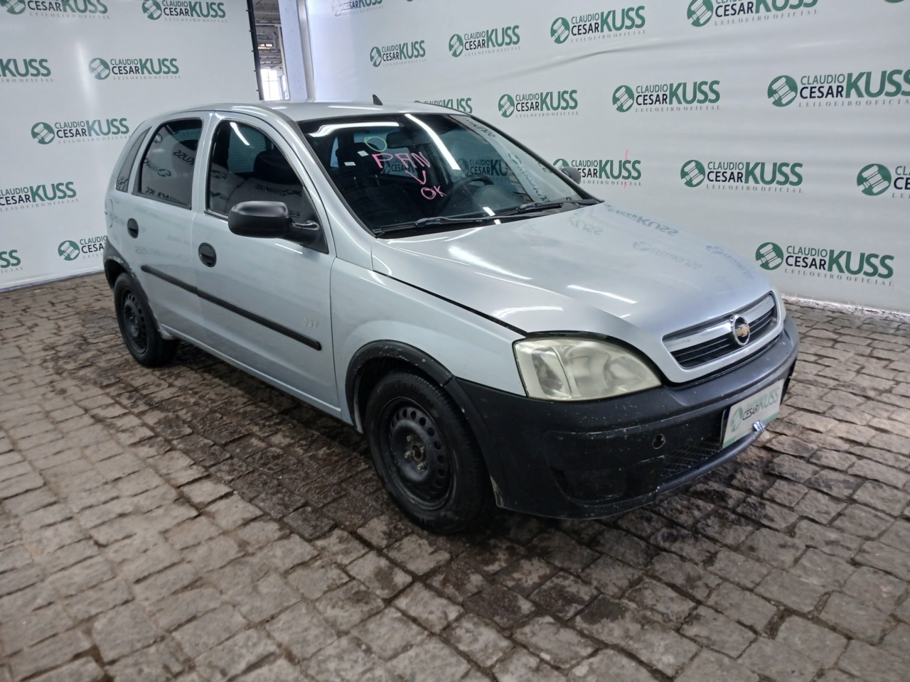 GM/CORSA HATCH JOY — foto 4 de 8