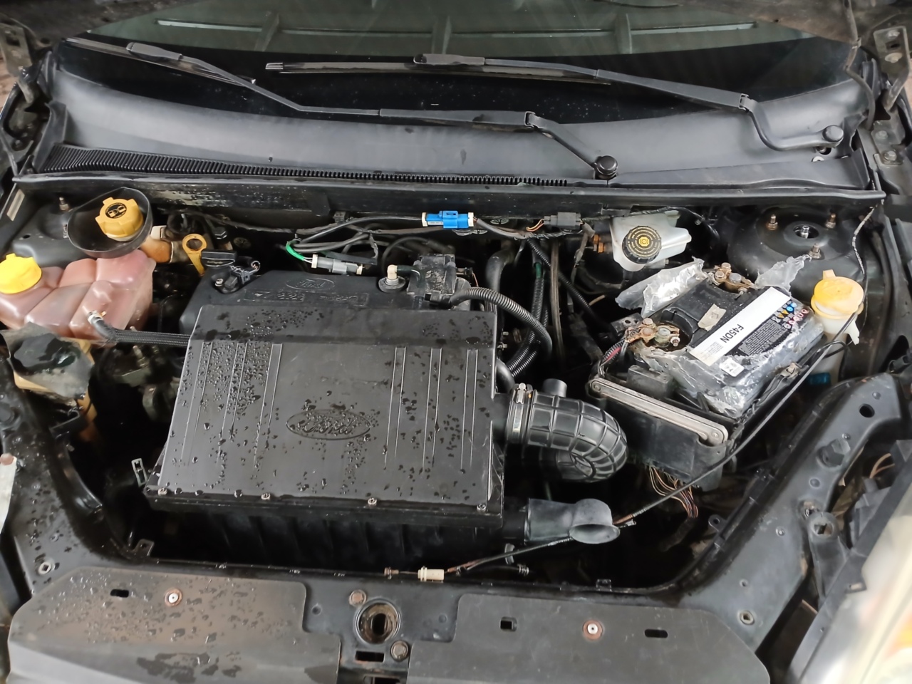 FORD/FIESTA SEDAN 1.6 FLEX — foto 6 de 8