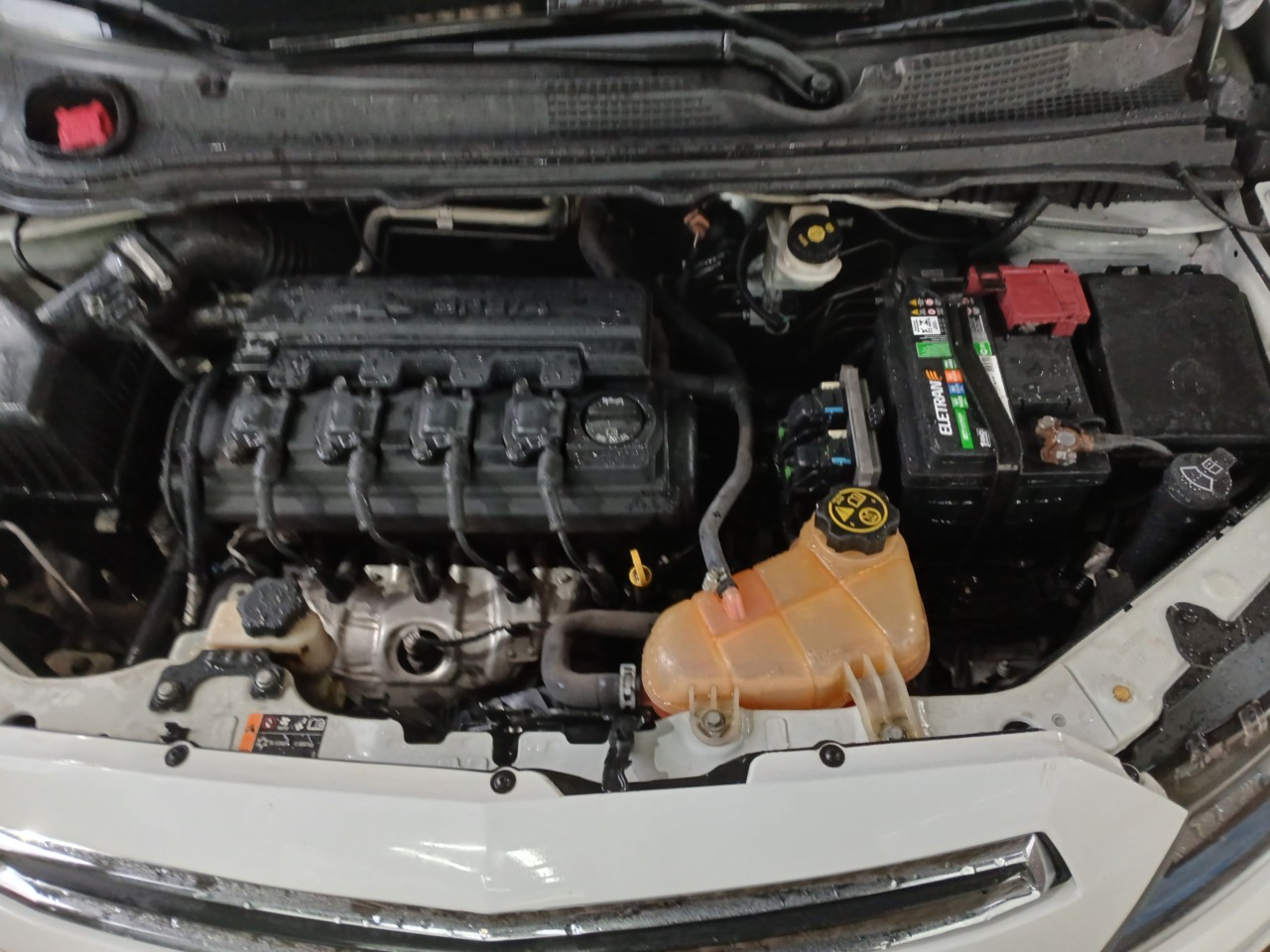 CHEVROLET/ONIX 1.4 AT LTZ — foto 6 de 8