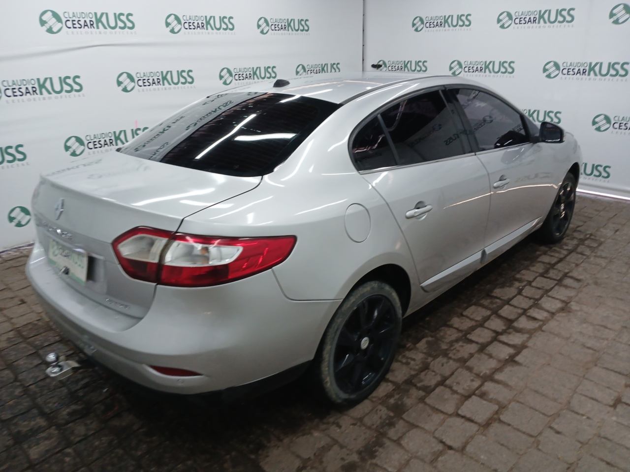 IMP RENAULT/FLUENCE PRI 20A — foto 3 de 8
