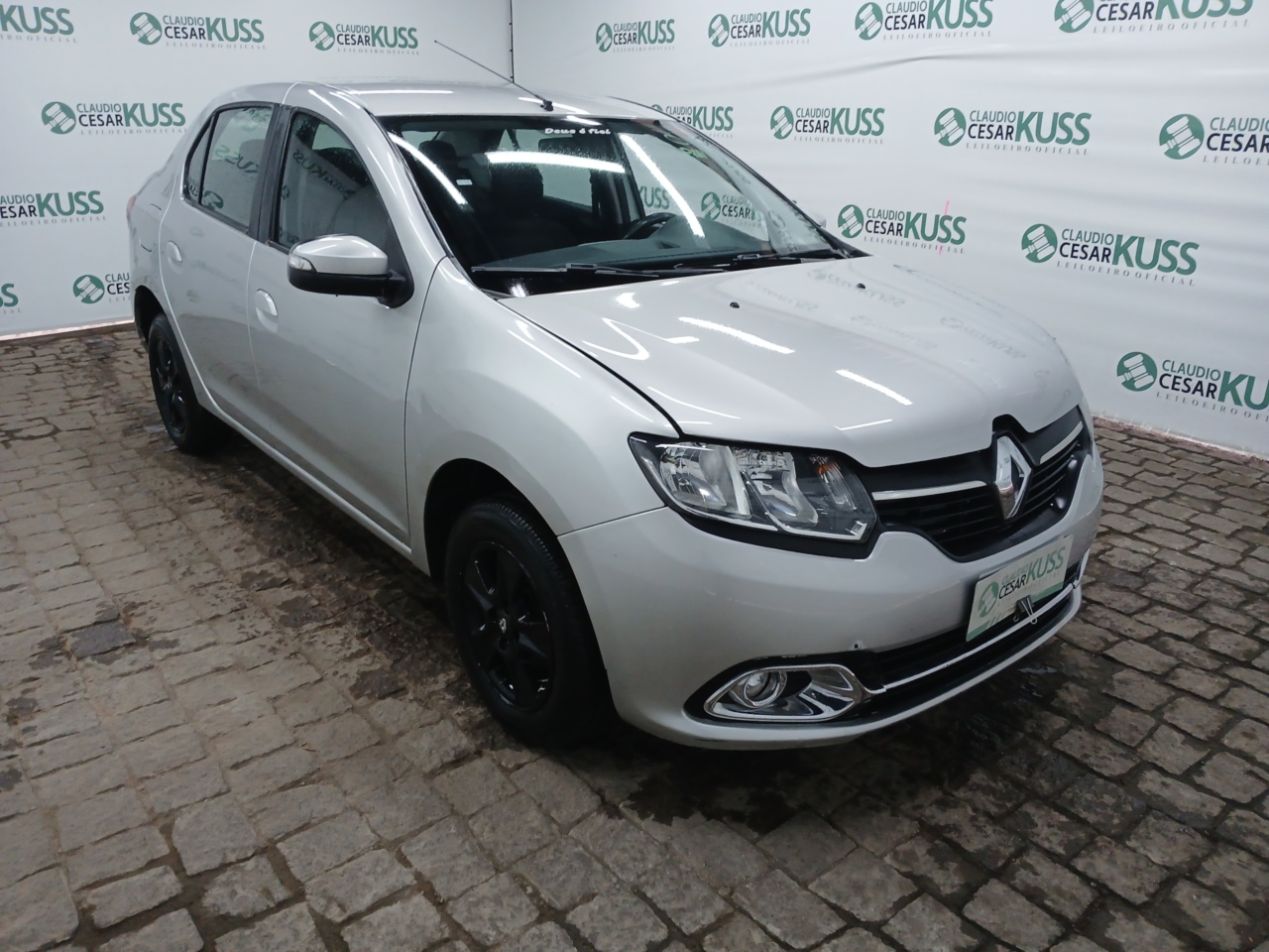 RENAULT/LOGAN DYN 16R SCE — foto 4 de 8
