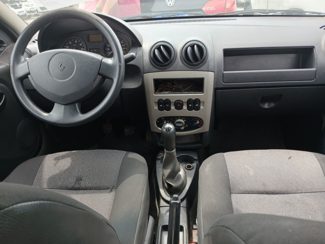 RENAULT/LOGAN EXP 16 — foto 5 de 8