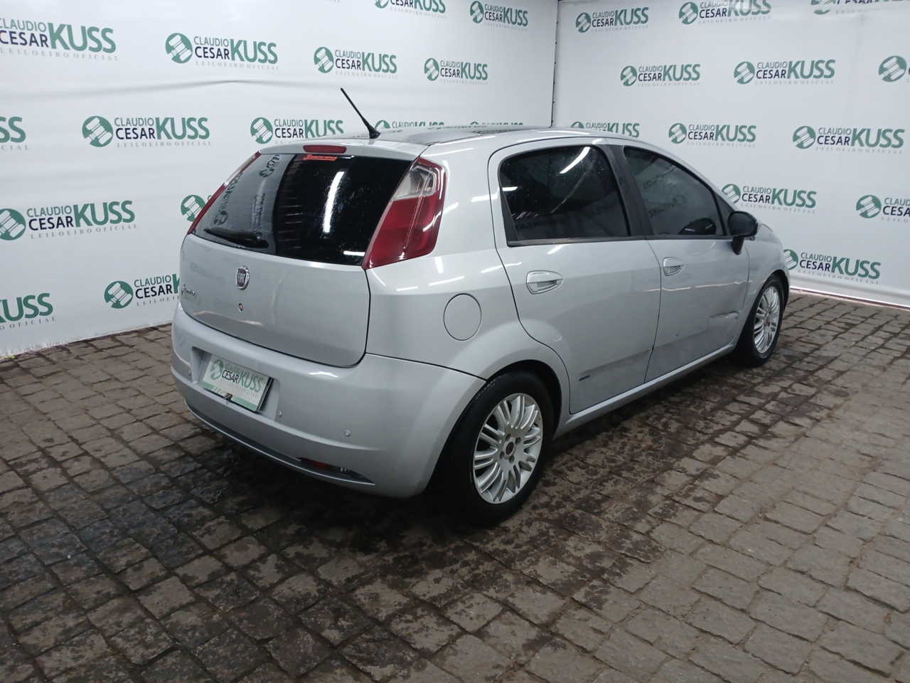 FIAT/PUNTO 1.4 — foto 3 de 8