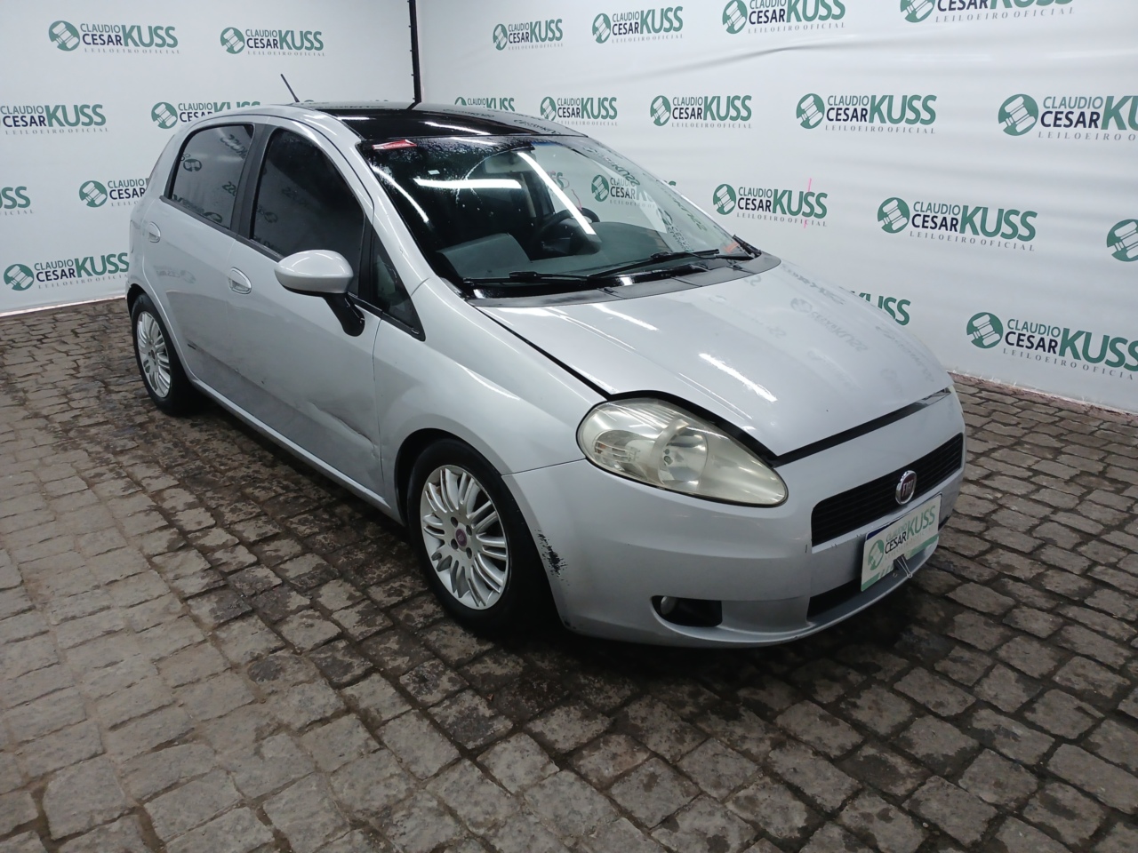 FIAT/PUNTO 1.4 — foto 4 de 8