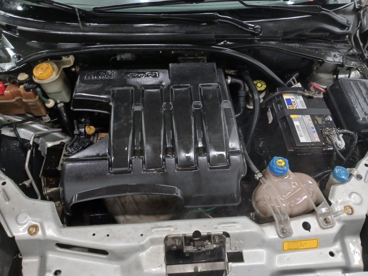 FIAT/PUNTO 1.4 — foto 6 de 8