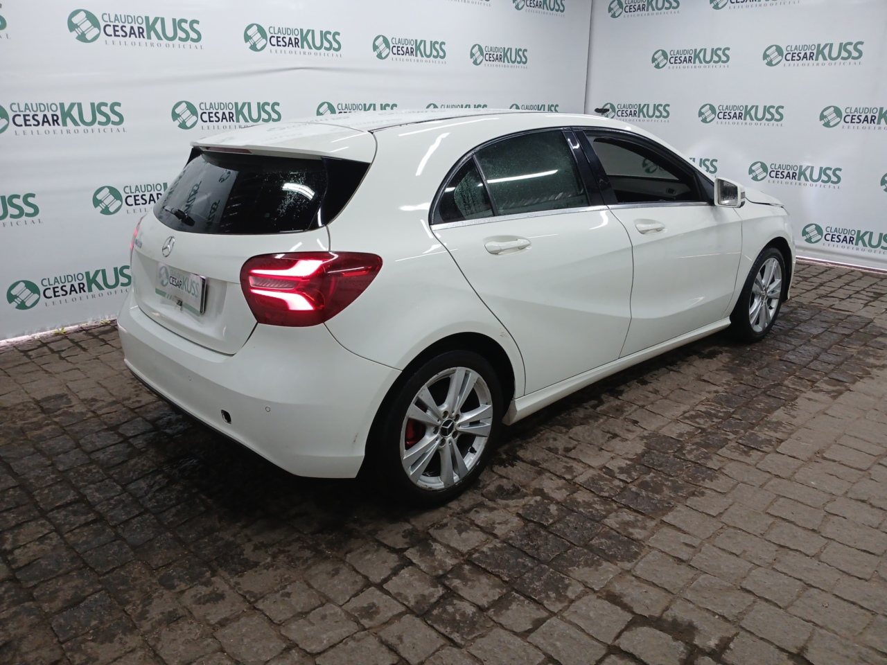 IMP M BENZ/A200 FF — foto 3 de 8