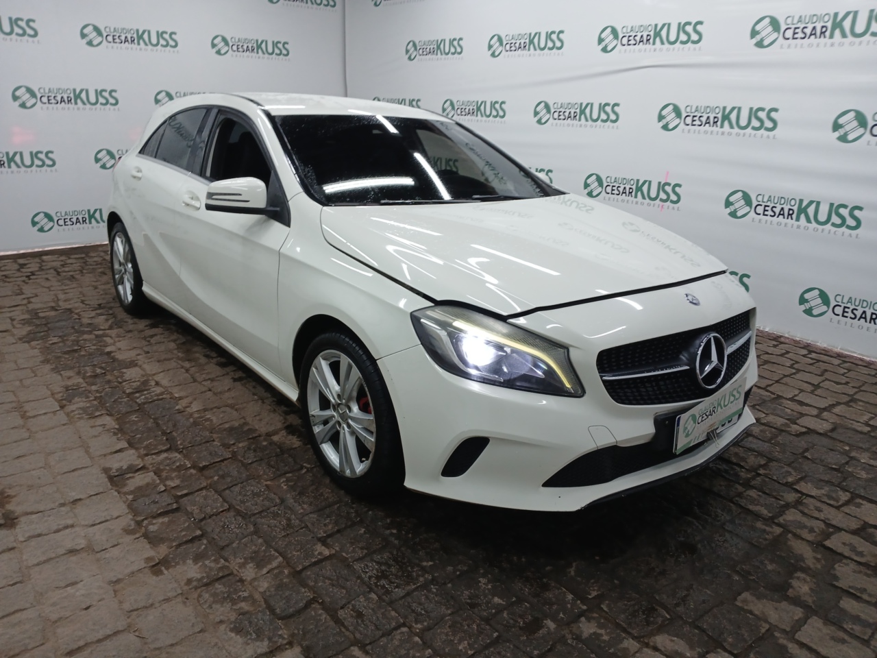IMP M BENZ/A200 FF — foto 4 de 8